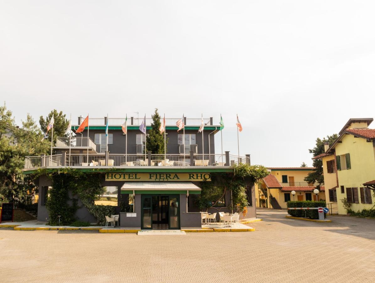 Hotel Fiera Rho Esterno foto